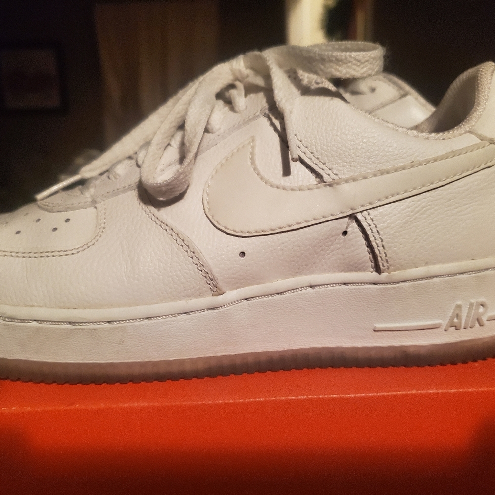 Womens Air Force 1's